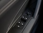 Volkswagen Tiguan Limited Edition 1.5 eHybrid 204 PK | 17" inch velgen | Trekhaak | Design pakket dark | App-connect |
