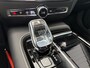Volvo V60 2.0 T8 Plug-in hybrid AWD Plus Dark | Head-up Display | Trekhaak | 360 Camera | Stoelverwarming | SOH 100% |