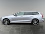 Volvo V60 2.0 T8 Plug-in hybrid AWD Plus Dark | Head-up Display | Trekhaak | 360 Camera | Stoelverwarming | SOH 100% |