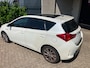 Toyota Auris 1.8 Hybrid Lease Pro / PANO DAK / DEALER SERVICED / NAVI / CLIMA / METALLIC