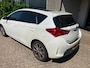Toyota Auris 1.8 Hybrid Lease Pro / PANO DAK / DEALER SERVICED / NAVI / CLIMA / METALLIC