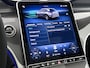 Mercedes-Benz GLC 300e 4MATIC Business Solution AMG | Advanced plus pakket | Nightpakket | Parkeerpakket | Trekhaak | Panoramaschuifdak | Treeplanken in aluminiumlook | Middenconsole metaalstructuur | 20 inch vijfspaaks lichtmetalen AMG-velgen |