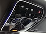Mercedes-Benz GLC 300e 4MATIC Business Solution AMG | Advanced plus pakket | Nightpakket | Parkeerpakket | Trekhaak | Panoramaschuifdak | Treeplanken in aluminiumlook | Middenconsole metaalstructuur | 20 inch vijfspaaks lichtmetalen AMG-velgen |