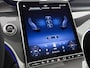 Mercedes-Benz GLC 300e 4MATIC Business Solution AMG | Advanced plus pakket | Nightpakket | Parkeerpakket | Trekhaak | Panoramaschuifdak | Treeplanken in aluminiumlook | Middenconsole metaalstructuur | 20 inch vijfspaaks lichtmetalen AMG-velgen |
