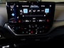 Volkswagen ID.4 Max 77 kWh 204pk / Panoramadak / Head up display / Memory / Achteruitrijcamera / Navigatie / Apple carplay /