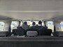 Ford Transit Custom 340 2.5 PHEV L2H1 Limited 233pk | Kombi | Incl. BTW/BPM | Dubbele zijschuifdeur | Privacy Glass | Inklapbare trekhaak | Verwarmbare bijrijdersbank | 17 inch lichtmetalen velgen | Driver Assistance Pack Premium | Verwarmbaar stuurwiel