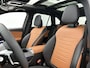 Mercedes-Benz GLC 300e 4MATIC Business Solution AMG | Advanced plus | Nightpakket | Trekhaak | Panoramaschuifdak | Treeplanken in aluminiumlook | Middenconsole metaalstructuur | 20 inch vijfspaaks lichtmetalen AMG-velgen |