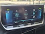 Peugeot e-2008 EV Allure Pack 50 kWh | Navigatie | Climate control | Apple CarPlay/ Android Auto | PDC + Camera |
