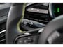 Abarth 600e Turismo 54 kWh | Tot 8 Jaar Garantie | SOH 98% | Adaptive Cruise | Apple Carplay & Android Auto | 20 Inch Lichtmetalen velgen |