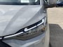 Ford Transit Custom 340 2.5 PHEV L2H1 Limited 233pk | Kombi | Incl. BTW/BPM | Dubbele zijschuifdeur | Privacy Glass | Inklapbare trekhaak | Verwarmbare bijrijdersbank | 17 inch lichtmetalen velgen | Driver Assistance Pack Premium | Verwarmbaar stuurwiel