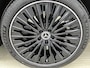 Mercedes-Benz E-klasse 300 e Business Solution AMG | Premium pakket | Winterpakket | Nightpakket | Leder pakket | Trekhaak | 360° camera | GUARD 360° | 20-inch Multi-spaak AMG velgen | Panoramaschuifdak | Burmester® 4D surround sound system |