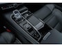 Volvo V60 2.0 T8 Plug-in hybrid AWD Ultra Dark | SOH:100% | Trekhaak | Schuif/kantel Panoramadak | Harman/Kardon | HUD | Power Seats | Memory | Extra getint glas | 360° Camera | Stoel/stuur verwarming |