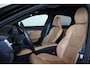 Volvo S90 T8 AWD Ultimate Bright - Schuif/kanteldak - IntelliSafe Assist & Surround - Harman/Kardon audio - Parkeercamera achter - Verwarmde voorstoelen, stuur & achterbank - Parkeersensoren voor & achter - Elektr. bedienb. voorstoelen met geheugen - Geventileerde voorstoelen - Extra getint glas - Inklapbare trekhaak - 19' LMV