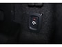 Volvo S90 T8 AWD Ultimate Bright - Schuif/kanteldak - IntelliSafe Assist & Surround - Harman/Kardon audio - Parkeercamera achter - Verwarmde voorstoelen, stuur & achterbank - Parkeersensoren voor & achter - Elektr. bedienb. voorstoelen met geheugen - Geventileerde voorstoelen - Extra getint glas - Inklapbare trekhaak - 19' LMV