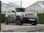 Land Rover Defender 110 P300e 110 X-Dynamic HSE | Outland Edition II | Full Options | 6-Persoons | Gondwana Stone | Ebony leder |