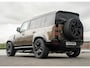 Land Rover Defender 110 P300e 110 X-Dynamic HSE | Outland Edition II | Full Options | 6-Persoons | Gondwana Stone | Ebony leder |