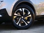 Peugeot e-2008 EV Allure Pack 50 kWh 136 Pk Automaat Navi / DAB / Apple Carplay / Camera / Trekhaak / SOH 94 %