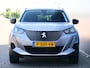 Peugeot e-2008 EV Allure Pack 50 kWh 136 Pk Automaat Navi / DAB / Apple Carplay / Camera / Trekhaak / SOH 94 %