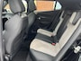 Peugeot e-2008 EV GT Pack 50 kWh | Schuifdak | Stoelverarming | Keyless | Adaptive Cruise Control | Carplay/Android Auto |