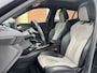 Peugeot e-2008 EV GT Pack 50 kWh | Schuifdak | Stoelverarming | Keyless | Adaptive Cruise Control | Carplay/Android Auto |