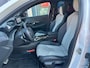 Peugeot 208 1.2 PureTech GT Pack | Panoramadak | Adaptieve Cruise | Navigatie | Stoelverwarming | Achterbank in delen neerklapbaar | Achteruitrijcamera | Airco (automatisch)