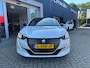 Peugeot 208 1.2 PureTech GT Pack | Panoramadak | Adaptieve Cruise | Navigatie | Stoelverwarming | Achterbank in delen neerklapbaar | Achteruitrijcamera | Airco (automatisch)