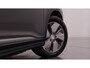Hyundai Kona Electric EV Premium 64 kWh | SOH 100% | Warmtepomp | BTW verrekenbaar | Leder | Full LED |