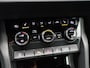 Skoda Karoq 1.5 TSi 150 Pk ACT Sportline Business | Stoel/Stuur Verwarming | Climatronic | Trekhaak | Navigatie | CarPlay | 19 Inch | 52.748 Km !!