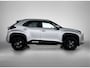 Toyota Yaris Cross 1.5 Hybrid 115 First Edition + | BTW voertuig | Stoel+stuurverwarming | Draadloze telefoonlader | Navigatie | Apple CarPlay/Android Auto | Climate Control | Cruise Control Adaptive | Achteruitrijcamera |
