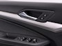 Volkswagen Golf 1.0 TSI Life Business Virtual Cockpit / Navi / Sfeerverlichting / Achtertuitrijcamera