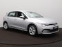 Volkswagen Golf 1.0 TSI Life Business Virtual Cockpit / Navi / Sfeerverlichting / Achtertuitrijcamera