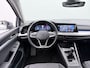 Volkswagen Golf 1.0 TSI Life Business Virtual Cockpit / Navi / Sfeerverlichting / Achtertuitrijcamera