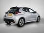 Toyota Yaris 1.5 Hybrid 115 Dynamic Comfort Pack | BTW voertuig | Dodehoek detectie | Stoel+stuurverwarming | Parkeersensoren Voor+Achter | Draadloze telefoonlader | Navigatie | Apple CarPlay/Android Auto | Climate Control | Cruise Control