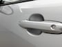 Toyota Yaris 1.5 Hybrid 115 Dynamic Comfort Pack | BTW voertuig | Dodehoek detectie | Stoel+stuurverwarming | Parkeersensoren Voor+Achter | Draadloze telefoonlader | Navigatie | Apple CarPlay/Android Auto | Climate Control | Cruise Control