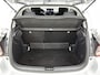 Toyota Yaris 1.5 Hybrid 115 Dynamic Comfort Pack | BTW voertuig | Dodehoek detectie | Stoel+stuurverwarming | Parkeersensoren Voor+Achter | Draadloze telefoonlader | Navigatie | Apple CarPlay/Android Auto | Climate Control | Cruise Control