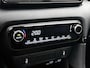 Toyota Yaris 1.5 Hybrid 115 Dynamic Comfort Pack | BTW voertuig | Dodehoek detectie | Stoel+stuurverwarming | Parkeersensoren Voor+Achter | Draadloze telefoonlader | Navigatie | Apple CarPlay/Android Auto | Climate Control | Cruise Control