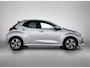 Toyota Yaris 1.5 Hybrid 115 Dynamic Comfort Pack | BTW voertuig | Dodehoek detectie | Stoel+stuurverwarming | Parkeersensoren Voor+Achter | Draadloze telefoonlader | Navigatie | Apple CarPlay/Android Auto | Climate Control | Cruise Control