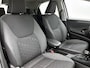 Toyota Yaris 1.5 Hybrid 115 Dynamic Comfort Pack | BTW voertuig | Dodehoek detectie | Stoel+stuurverwarming | Parkeersensoren Voor+Achter | Draadloze telefoonlader | Navigatie | Apple CarPlay/Android Auto | Climate Control | Cruise Control