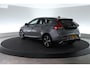 Volvo V40 1.5 T3 Polar+ Sport R-Design | TREKHAAK | PANO-DAK |