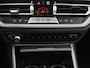 BMW 3-Serie 318i Business Edition | Cruise controle | Navigatie | Carplay | Park assist | Virtueel dahboard | NAP 123.477km