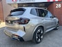 BMW iX3 High Executive 80 kWh M Sport Shadow Line 80 kWh // HUD-DISPLAY // SCHUIF-KANTELDAK // LEDER+ELEK. STOELEN // HARMAN&KARDON AUDIO // ELEK. KLEP// ADAPT. CRUISE // KEYLESS // 360 CAMERA