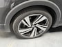 Volkswagen T-Cross 1.0 TSI R-Line / AUTOMAAT/ CRUISE/ DIGITAL DASH/ DAB/ APP-CONNECT/ CLIMATE/ STOELVERWARMING/ PARK. SENSOREN + CAMERA