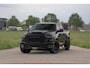 Dodge Ram BOM VOL | Night Premium | Full Option | De Meest Luxe Pick-Up in zijn Klasse | Comfortabele Dubbele Cabine met Royale 5 Zitplaatsen | BPM vrij | Nu Leverbaar uit Voorraad | Voorraad Nr 2287 - 3384 | De specialist in Amerikaanse pick‑ups in Nederland en Europa.