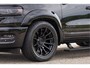 Dodge Ram BOM VOL | Night Premium | Full Option | De Meest Luxe Pick-Up in zijn Klasse | Comfortabele Dubbele Cabine met Royale 5 Zitplaatsen | BPM vrij | Nu Leverbaar uit Voorraad | Voorraad Nr 2287 - 3384 | De specialist in Amerikaanse pick‑ups in Nederland en Europa.