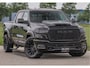 Dodge Ram BOM VOL | Night Premium | Full Option | De Meest Luxe Pick-Up in zijn Klasse | Comfortabele Dubbele Cabine met Royale 5 Zitplaatsen | BPM vrij | Nu Leverbaar uit Voorraad | Voorraad Nr 2287 - 3384 | De specialist in Amerikaanse pick‑ups in Nederland en Europa.