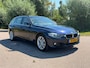 BMW 3-Serie Touring 328i Upgrade Edition / Automaat / Airco / Navi / Leder Interieur / Elektrische Achterklep / Volledig Onderhoud