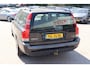 Volvo V70 2.4 Comfort Line | Leder | Cruise control | Climate control | Trekhaak | Dakrails