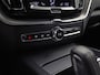 Volvo XC60 2.0 T8 Plug-in hybrid AWD Inscription Exclusive Automaat (PANORAMADAK, MEMORY SEAT, APPLE CARPLAY, LM VELGEN, STOELVERWARMING, NIEUWE APK, NIEUWSTAAT)