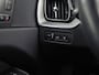 Volvo XC60 2.0 T8 Plug-in hybrid AWD Inscription Exclusive Automaat (PANORAMADAK, MEMORY SEAT, APPLE CARPLAY, LM VELGEN, STOELVERWARMING, NIEUWE APK, NIEUWSTAAT)