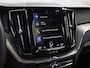 Volvo XC60 2.0 T8 Plug-in hybrid AWD Inscription Exclusive Automaat (PANORAMADAK, MEMORY SEAT, APPLE CARPLAY, LM VELGEN, STOELVERWARMING, NIEUWE APK, NIEUWSTAAT)